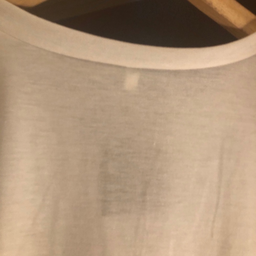 V neck Tee - Picture 2 of 6